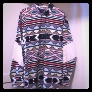 Wrangler XL tails 17 1/2 x 36 western style shirt